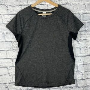 Avía work out shirt